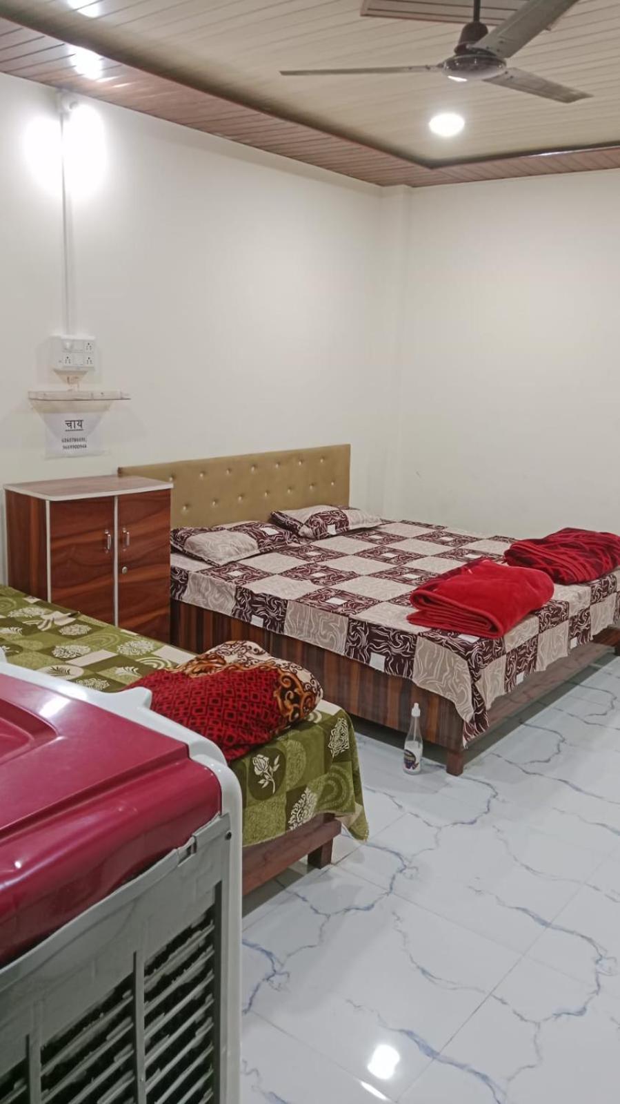 Shivanjali Bhakt Niwas Ujjain Exterior photo